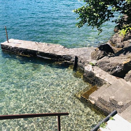 Lilli - Casa Sul Lago Dervio Extérieur photo