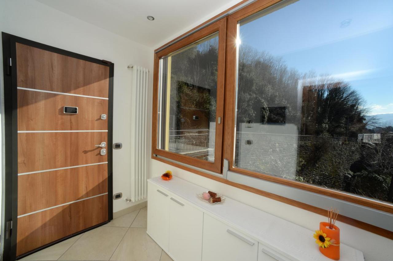 Lilli - Casa Sul Lago Dervio Extérieur photo