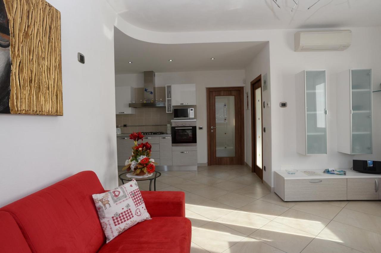 Lilli - Casa Sul Lago Dervio Extérieur photo